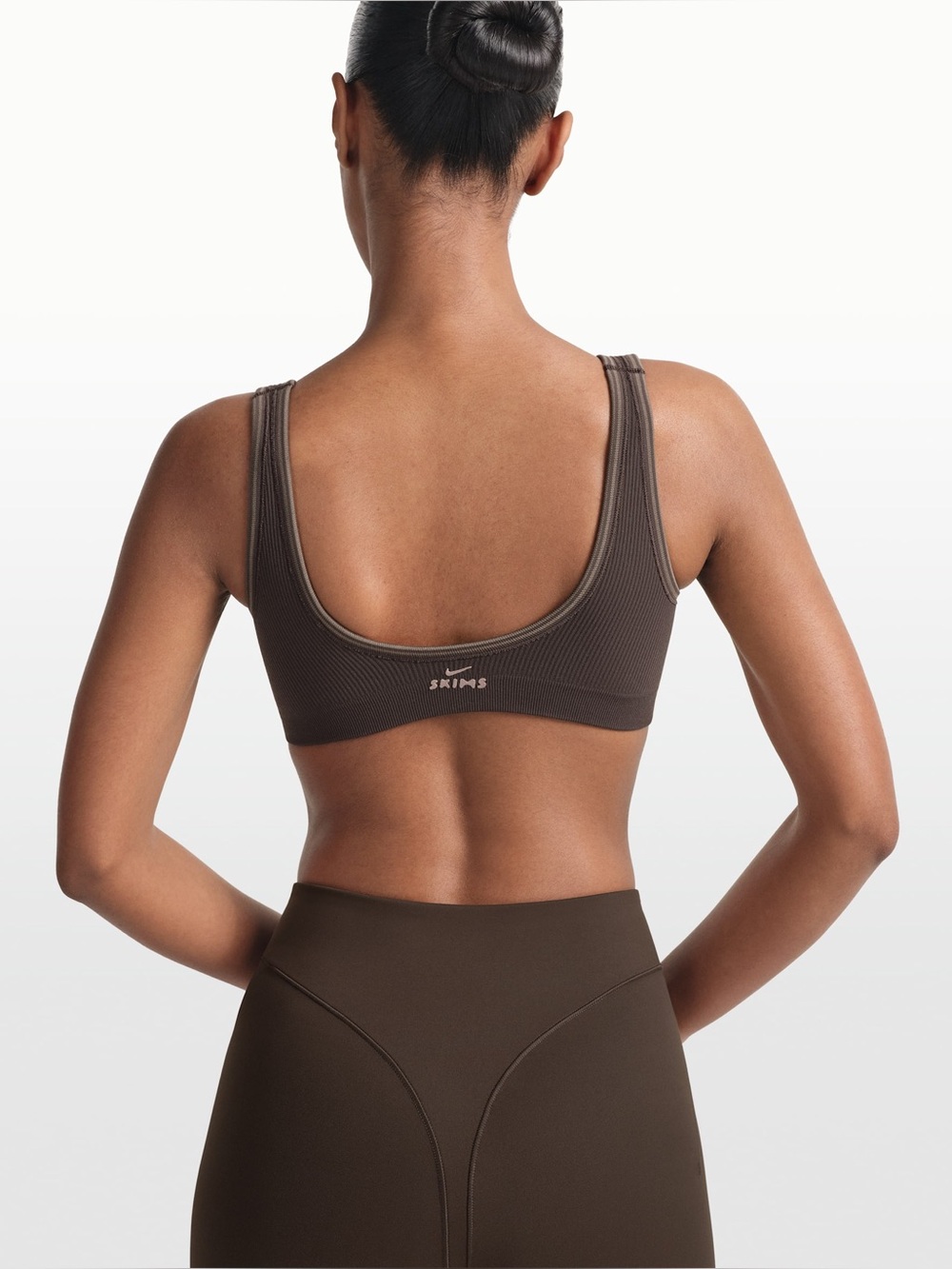 NikeSKIMS Ribbed Seamless Micro-Scoop Bra